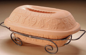 Wire holders in two sizes for Romertopf terra cotta clay cookers